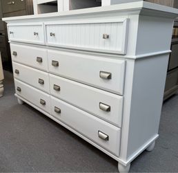 White modern bedroom furniture, no credit needed, same day delivery,