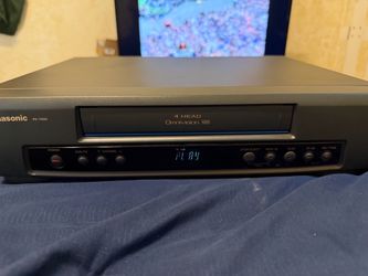 Panasonic Omnivision PV-7400 Blue Line VCR Player - No Remote - Tested Working