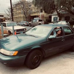 1995 Ford Taurus