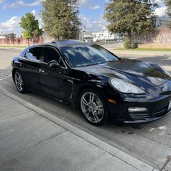 2011 Porsche Panamera 