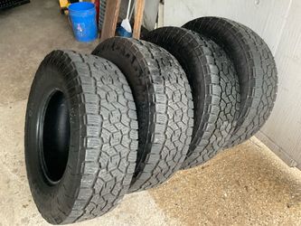 285/70R17 brand new condition, Orlando, Florida