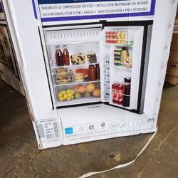 GE 24” Compact Refrigerator 