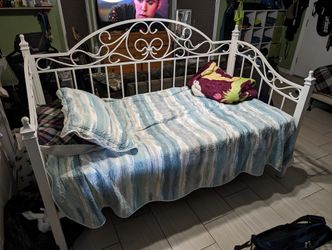 Twin Bed