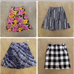 New Like New Women’s Skirt
