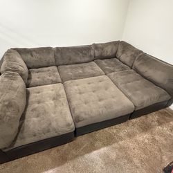 Large modular sectional couch 