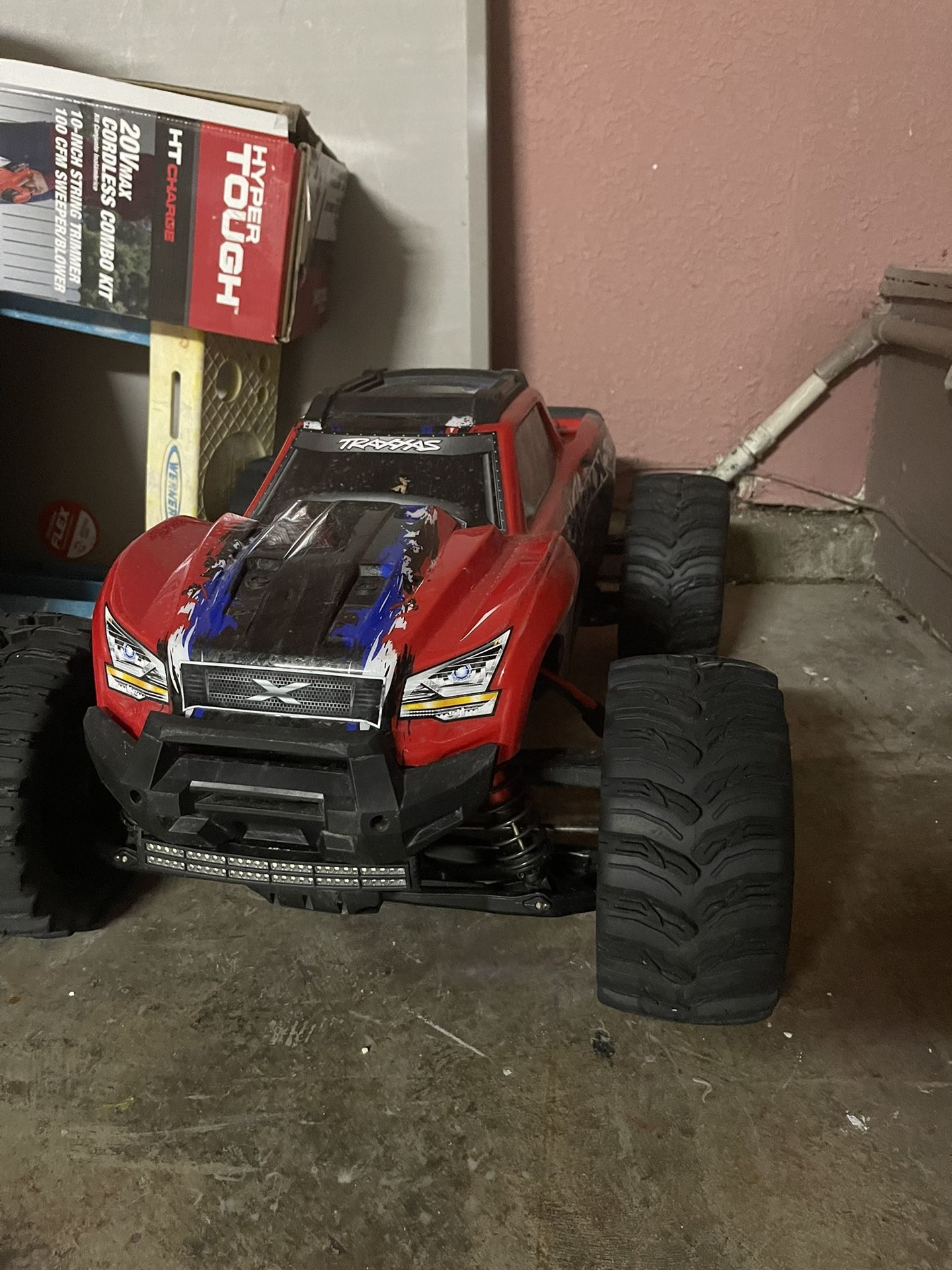 traxas Xmaxx 8s Upgraded