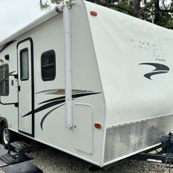 2014 Micro Lite Rv 