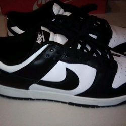 Nike Panda Dunks
