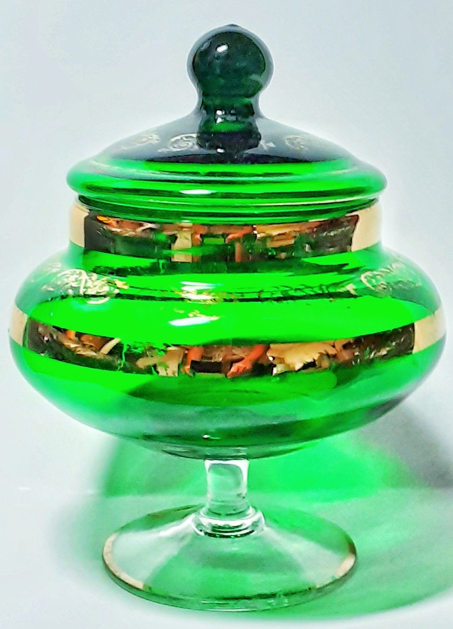 1960s NORLEANS McM mid century modern Italian art glass covered candy dish MADE IN ITALY.   Approx. 8" H with a 4.5" D top.  No chips or cracks