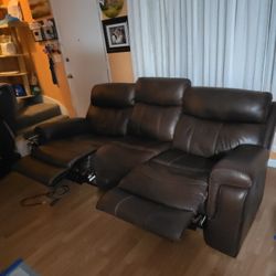 Sofa de Piel 2  Piesas Love .