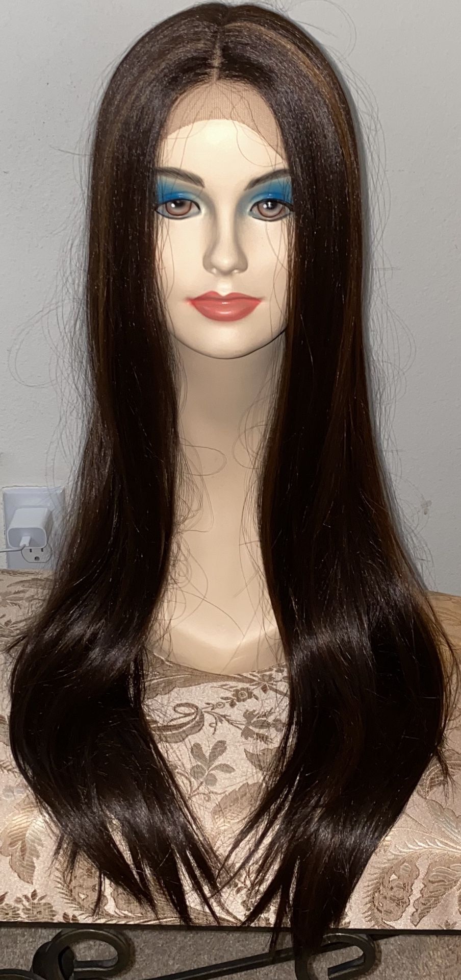 Brand New Lace Front Premium Synthetic Gorgeous Wig