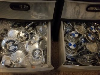 LOT of Generic BMW EMBLEMS 82mm / 74mm Original Color, Black CF, Blue CF