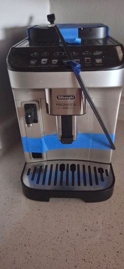 De'Longhi Magnifica Evo Automatic Espresso Machine