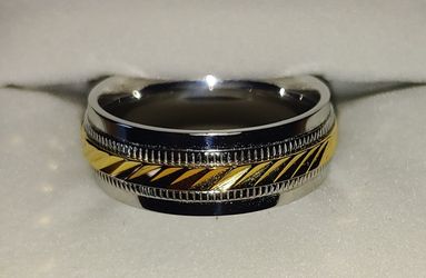 Men's wedding ring