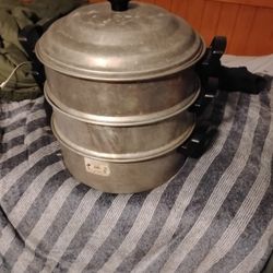 34 Cm Camel Steamer