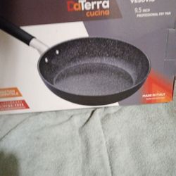 DaTerra  9.5 Ceramic Frying Pan