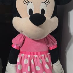 4ft minie mouse
