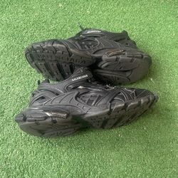 Baleciaga Track 2 Size 8 (No Box)
