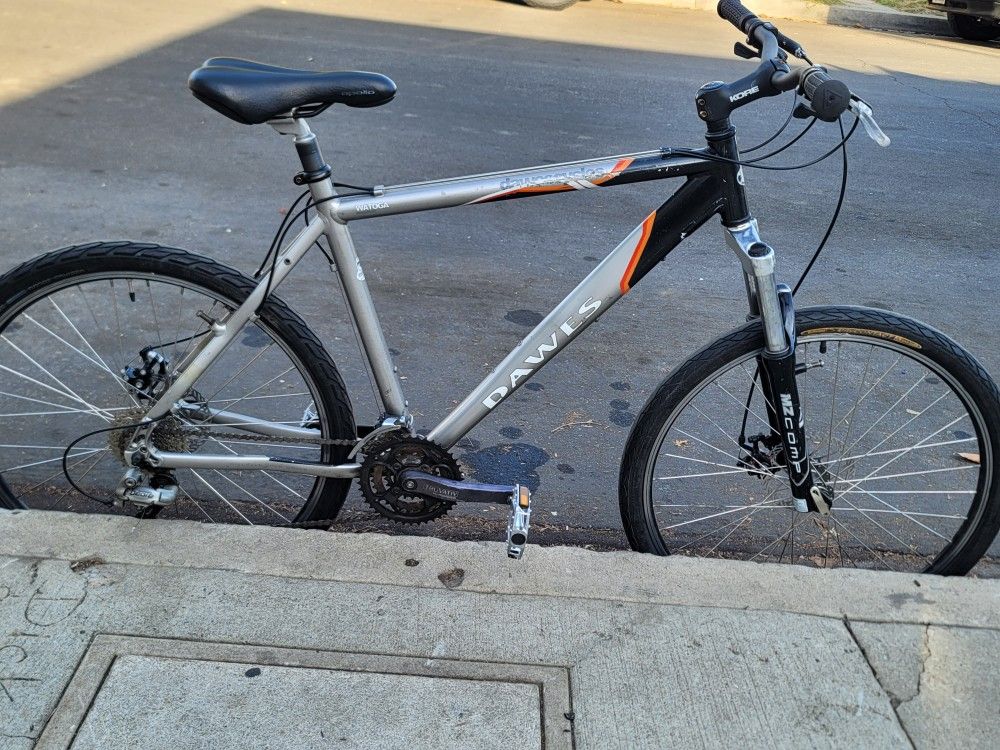 Dawes 26 Inch Aluminum Shimano Deore Disc Brake Hardtail Large Frame 