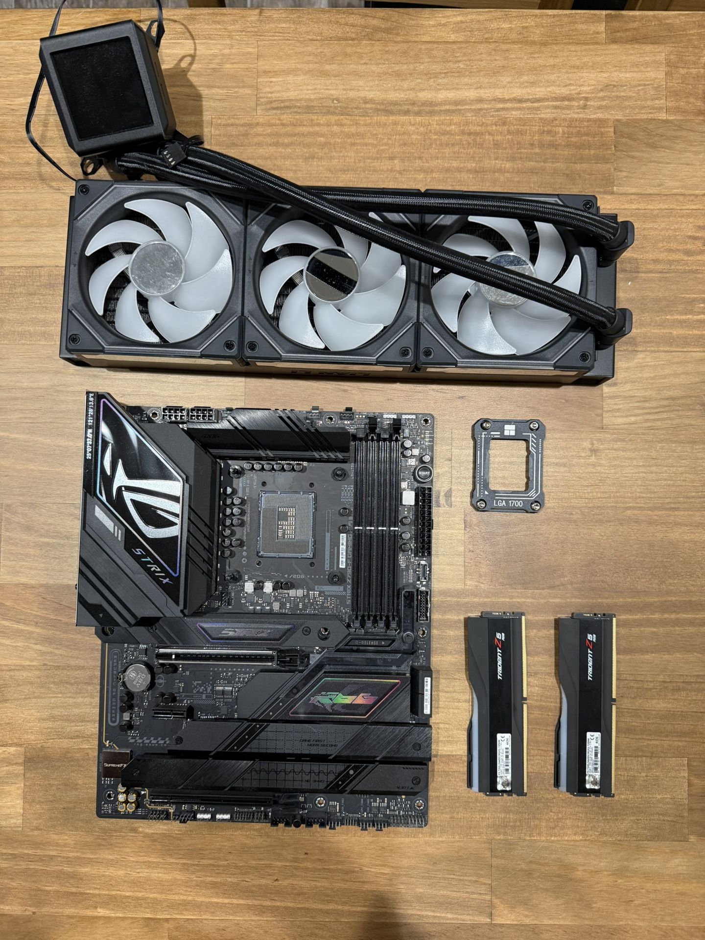 MOTHERBOARD + RAM + CPU COOLER COMBO