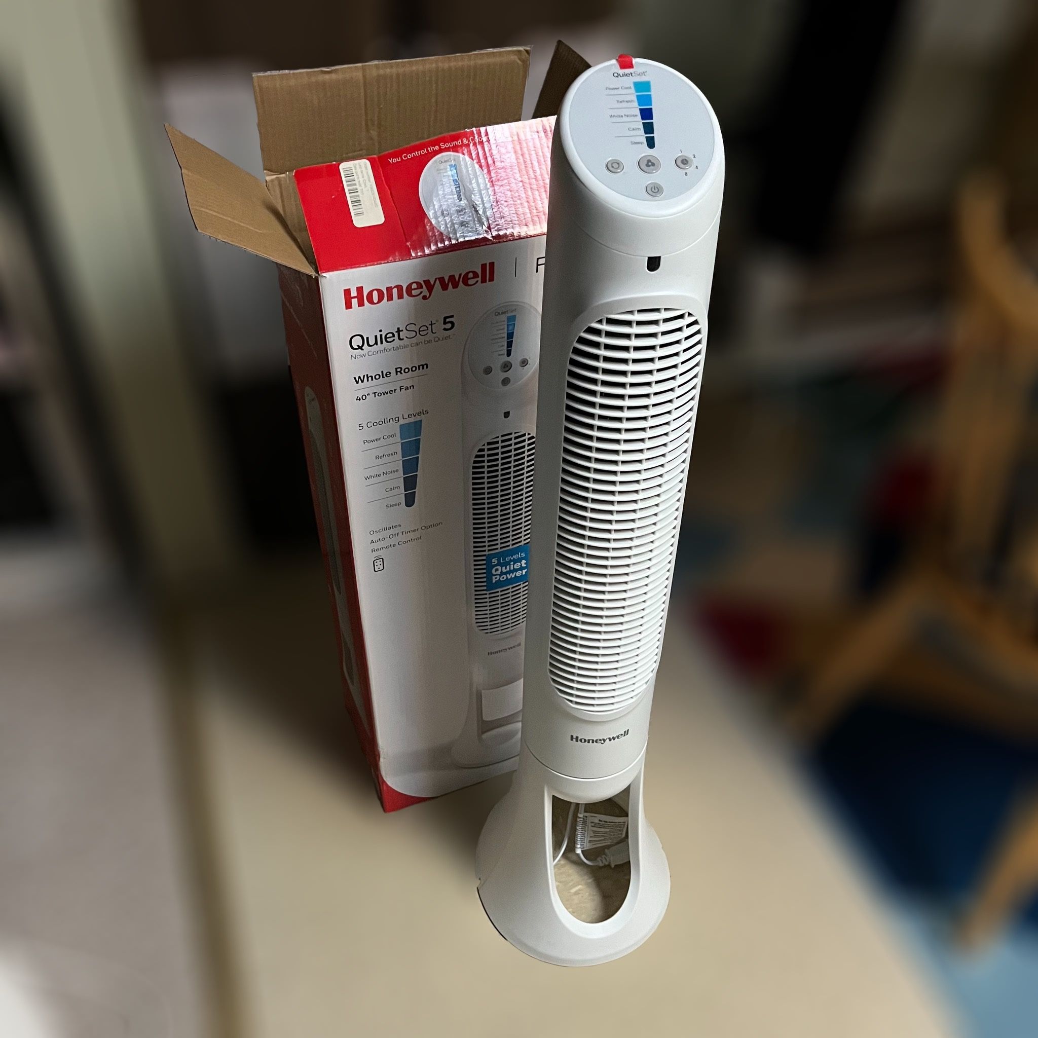 Honeywell Quiet Set Whole Room Tower Fan White