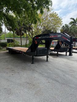 Rawmaxx 8.5 x 32 Gooseneck Flatbed 20k Trailer