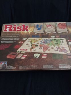 Risk Game by Hasbro, x300 figures, New