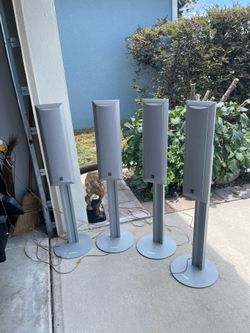 YAMAHA SPEAKERS W/ YAMAHA STANDS.