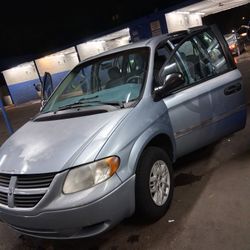 2006 Dodge Caravan