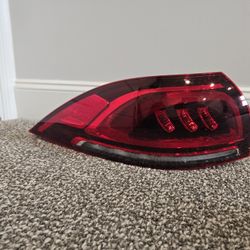 Mercedes Benz 2020+ GLE350 GLE450 A 167 Outer Tail Light Left Driver Side OEM