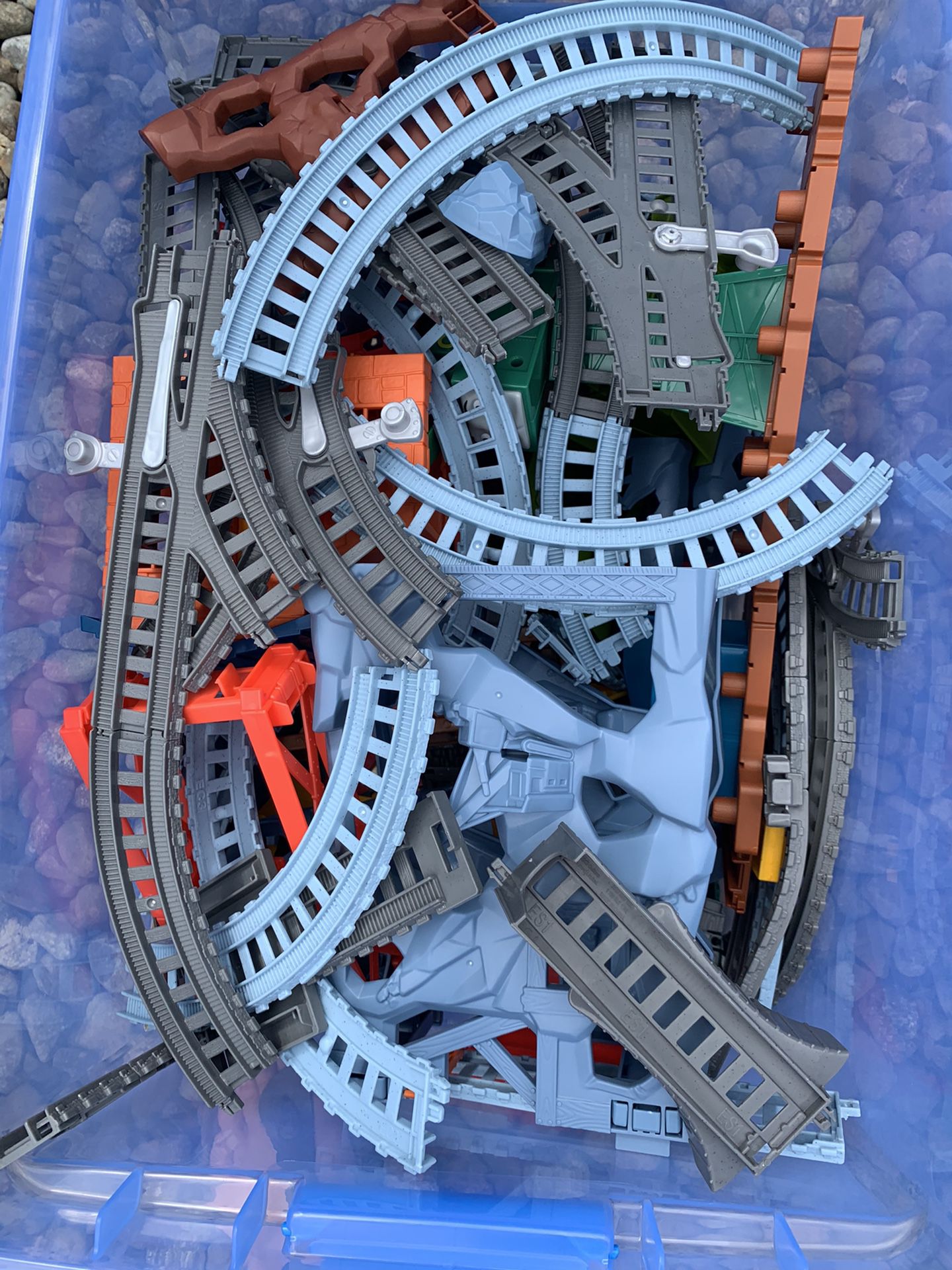 Thomas Trains And Tracks