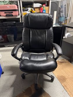 Black Leather Executive Office Chair