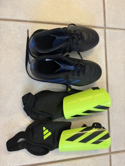 Adidas Soccer Cleats Boys Size 1 And Shinguard Set