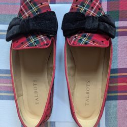 TALBOT'S LIKE NEW EXCELLENT CONDITION RED PLAID BOW FLATS w/LEATHER SOLE SZ 6.5M