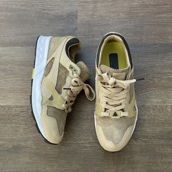 Puma Runners Size: 9