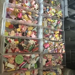 Gallon Size Of Random Resin Charms 