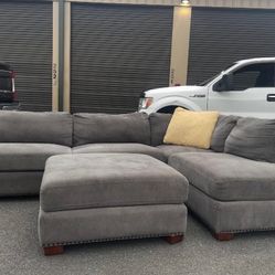 Sectional Couch 
