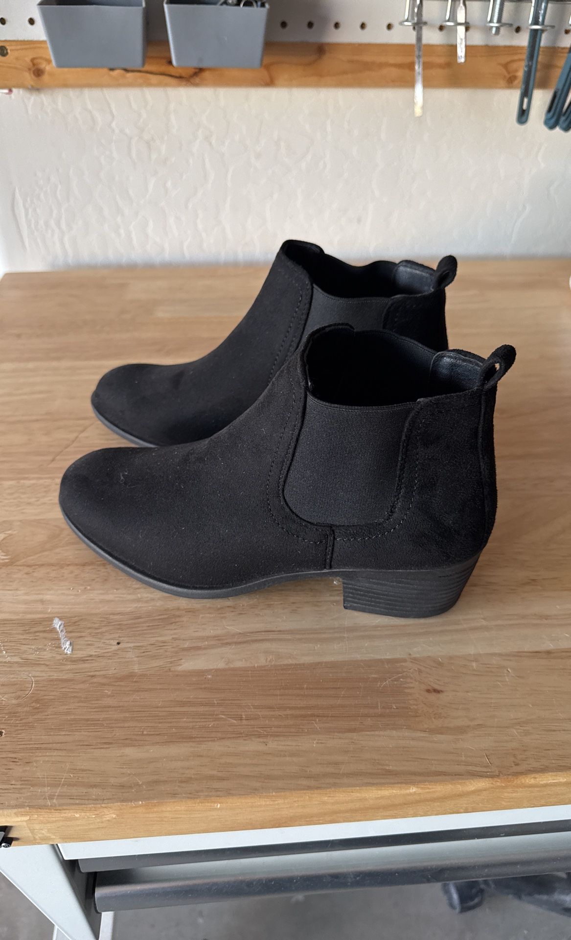 Women’s Boots 8.5