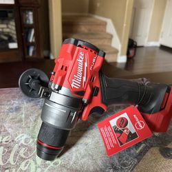 Milwaukee M18 Fuel 1/2” Hammer Drill Driver 