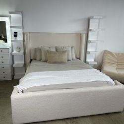 NEW☁️Arhaus Style White Modern Boucle Headboard Bed Frame in Queen / King Size 