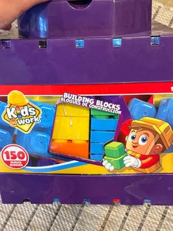 Kids work 150-piece building block
