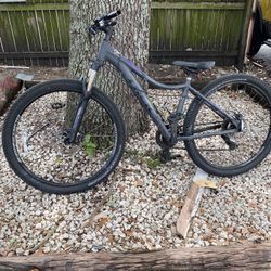 Trek bike size 27.5