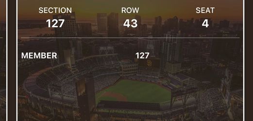 Padres v Rockies-Giveaway night