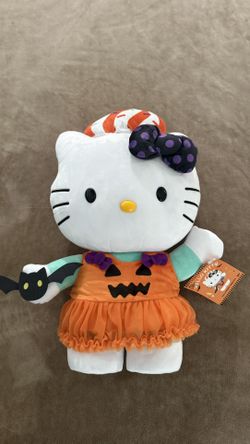 Hello Kitty Halloween Greeter