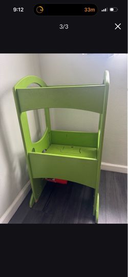 Green Wooden Kids Learning Tower