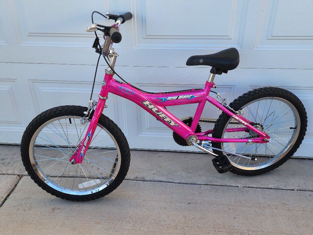 Girls Huffy New Wave Bicycle 
