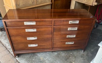 Mid Century Modern Dresser