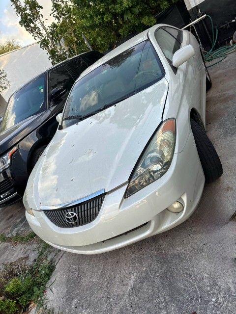 2004 Toyota Camry