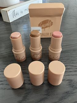 3 Pc Highlights Contour And Blush Set