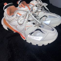 Balenciaga Tracks